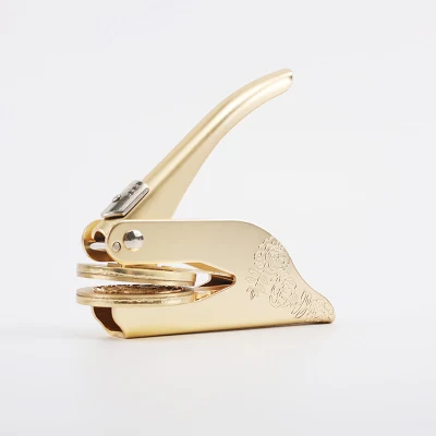 Alicate manual de aço inoxidável para carimbo de cera com logotipo personalizado em relevo dourado